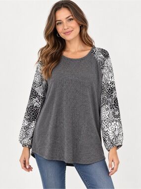 Cato Gray Knit Top with Black & White Floral Balloon Sleeves